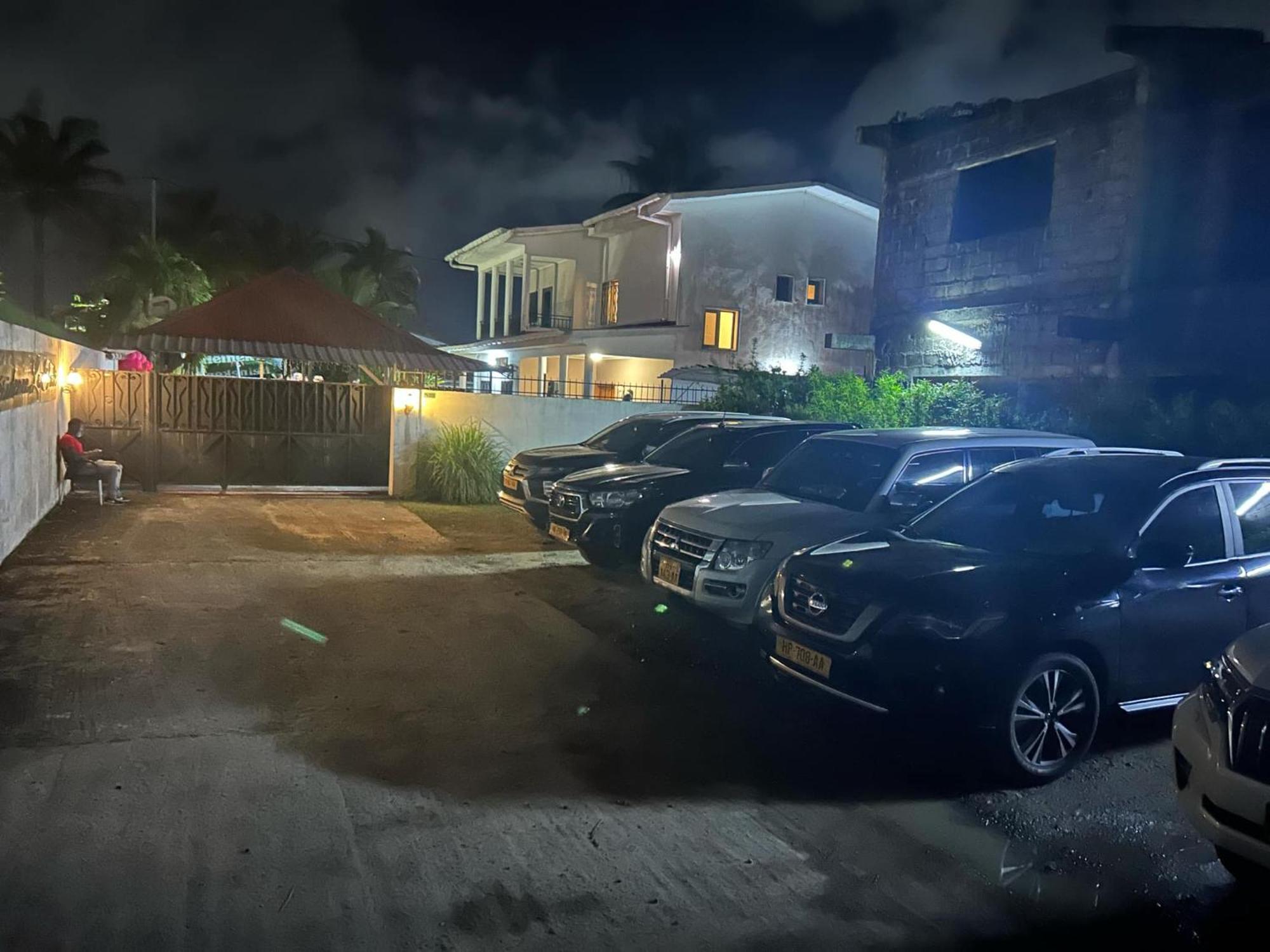 Residence Le Tali Libreville Exterior photo